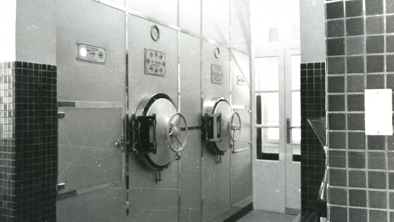 La blanchisserie dans les années 1970, photographies coll. CHG