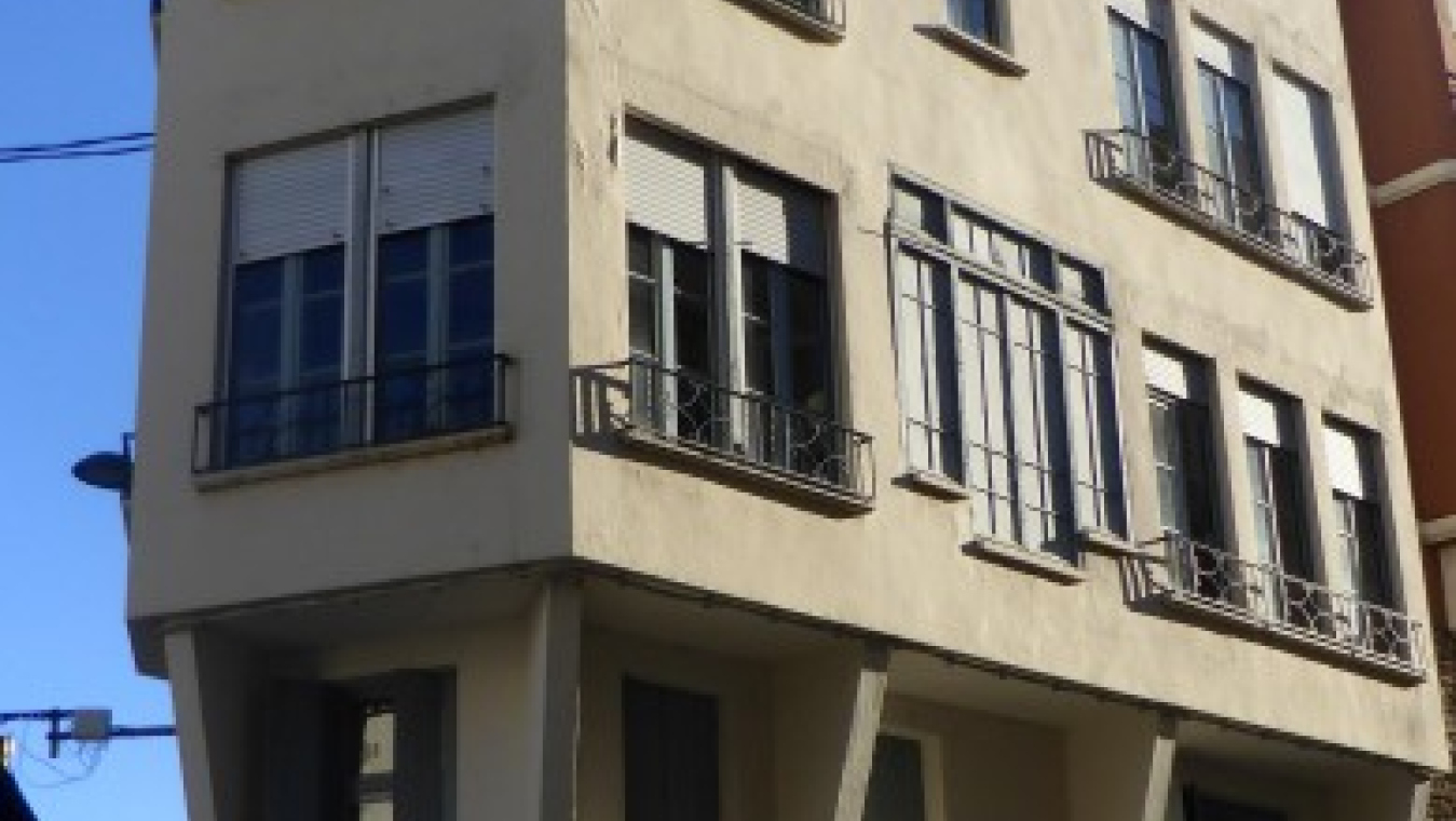 Maison de Léon Baille, 1927, rue Ramon Lull.