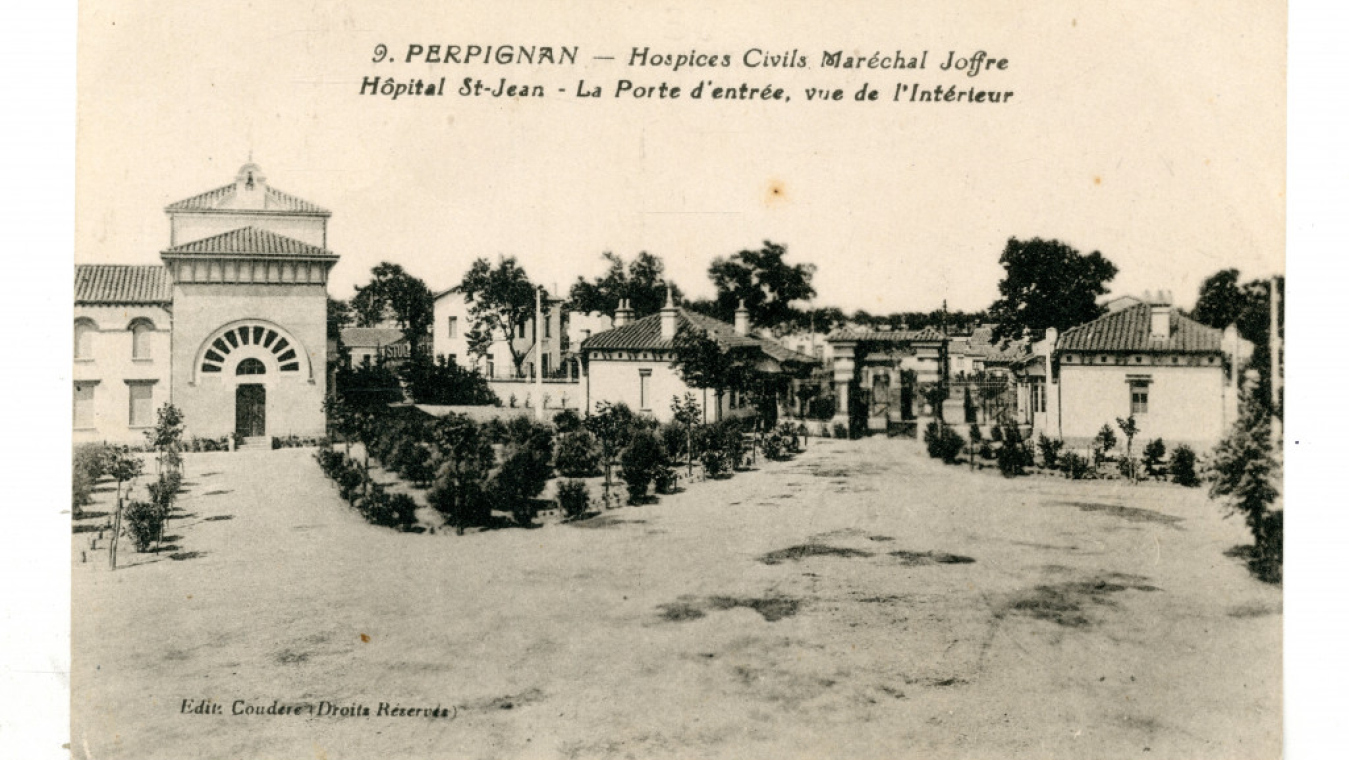 Entrée des hospices maréchal Joffre, vue de l’intérieur, coll. CCC