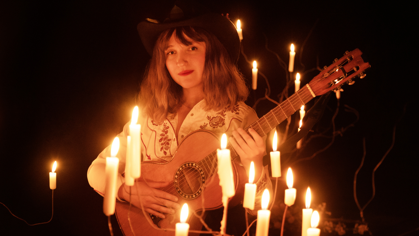 13 avril • Floralia • KYRIE KRISTMANSON