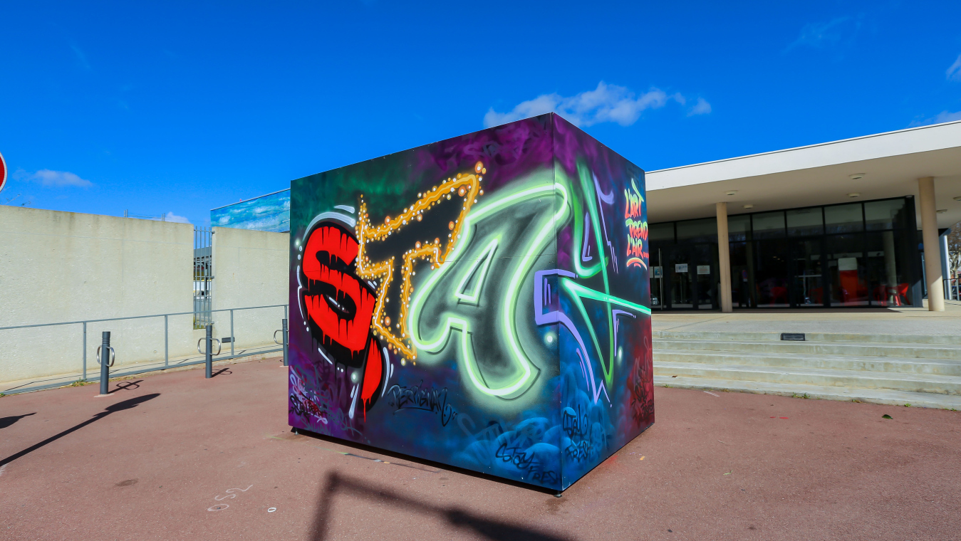 STAY FRESH / Piscine Arlette Franco