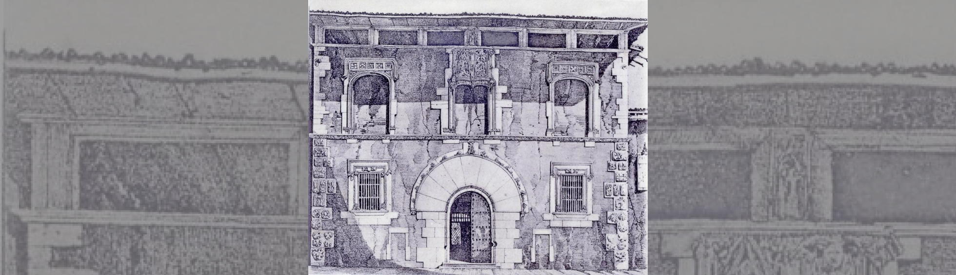 Croquis de la façade sur rue; elle était symétrique avec une frise sculptée continue