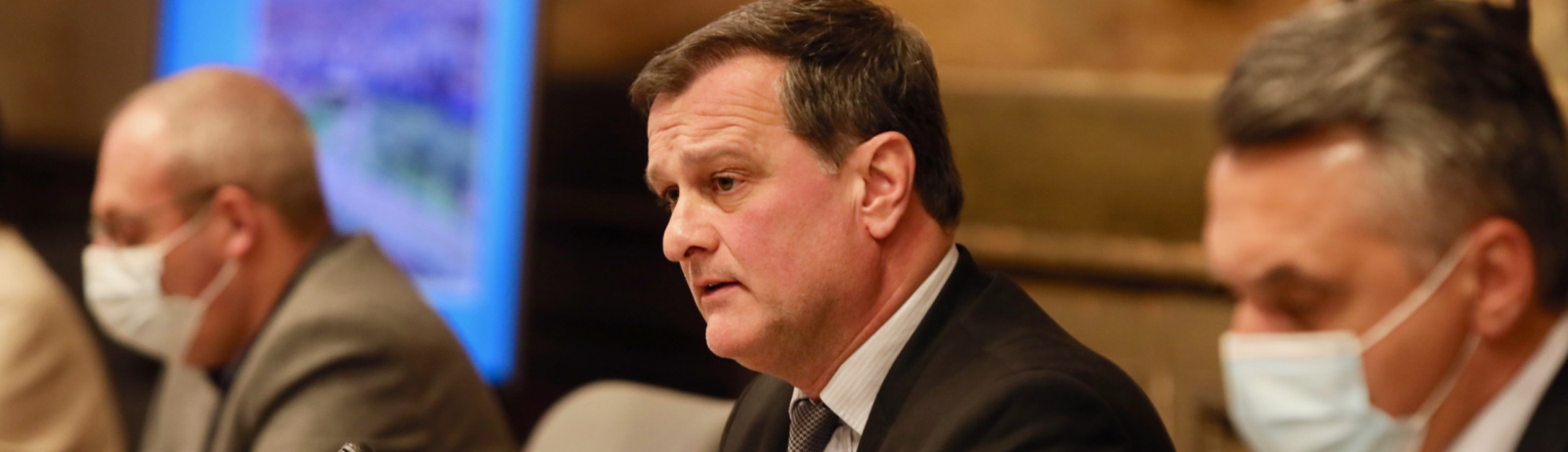 Louis Aliot maire de Perpignan décide d’accélérer en matière de lutte contre les violences conjugales et familiales