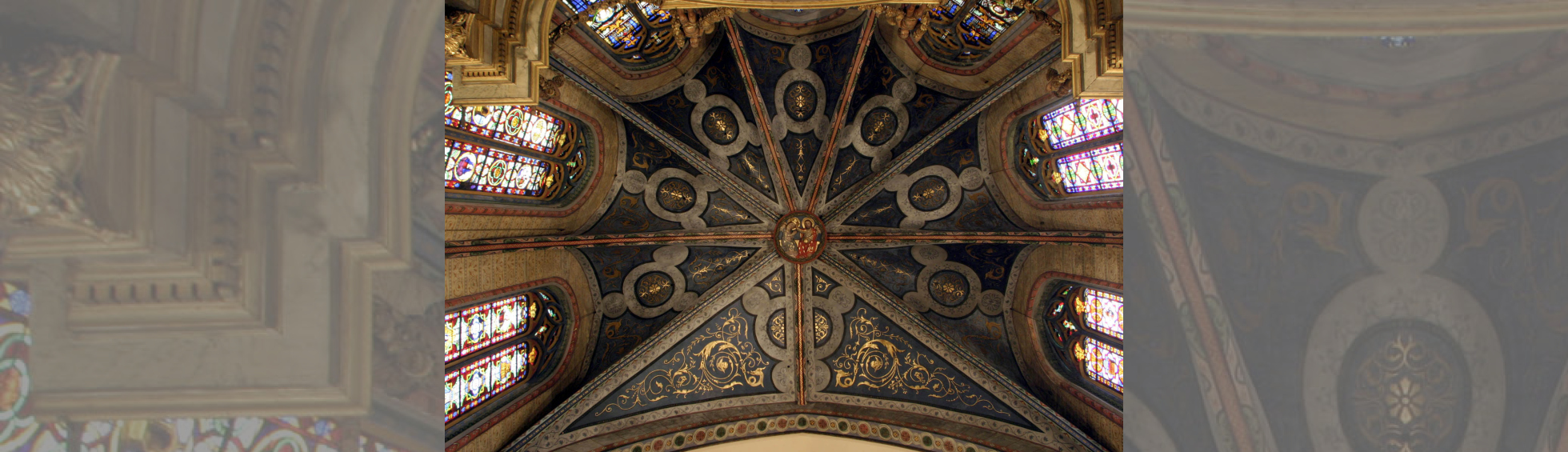 L'église Notre-Dame de la Réal: le plafond du choeur avec ses 9 croisées d'ogive