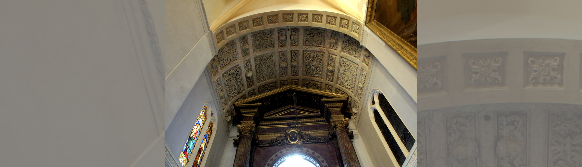 L'église Notre-Dame de la Réal: voute à caisson sculpté d'une chapelle