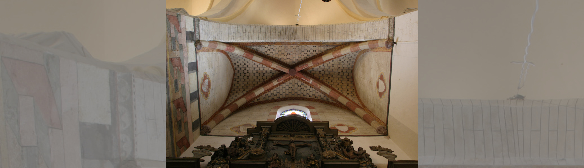 L'église Notre-Dame de la Réal: voute à croisée d'ogive d'une autre chapelle