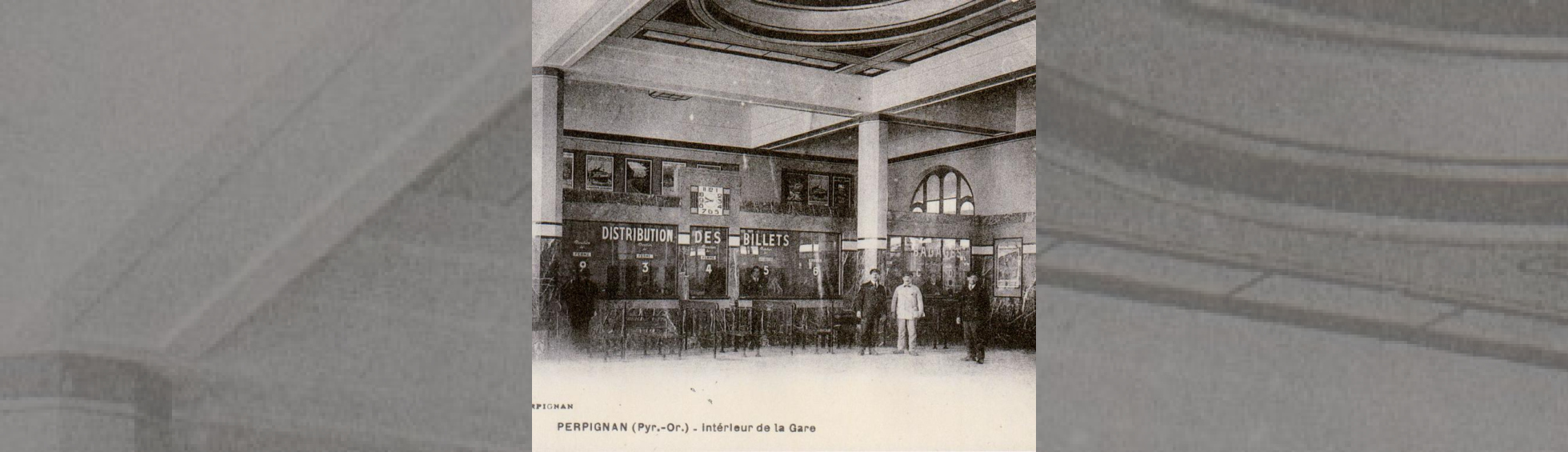 La gare historique en 1926 et son hall avec coupole