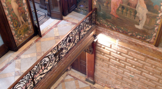 Hôtel Pams, grand escalier