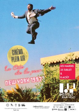 Cinéma en plein air - photo couleur homme qui saute en l'air